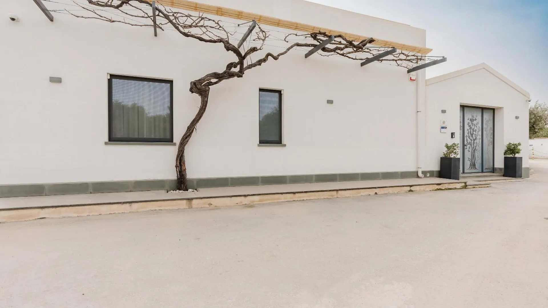 Casa Umeli With Jacuzzi And Sauna Marsala Italy