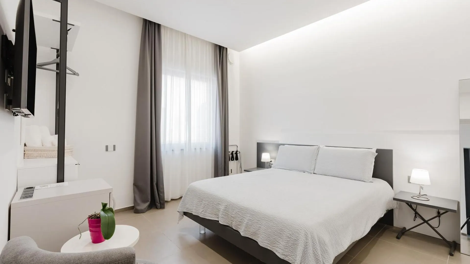 Casa Umeli With Jacuzzi And Sauna Marsala Bed & Breakfast