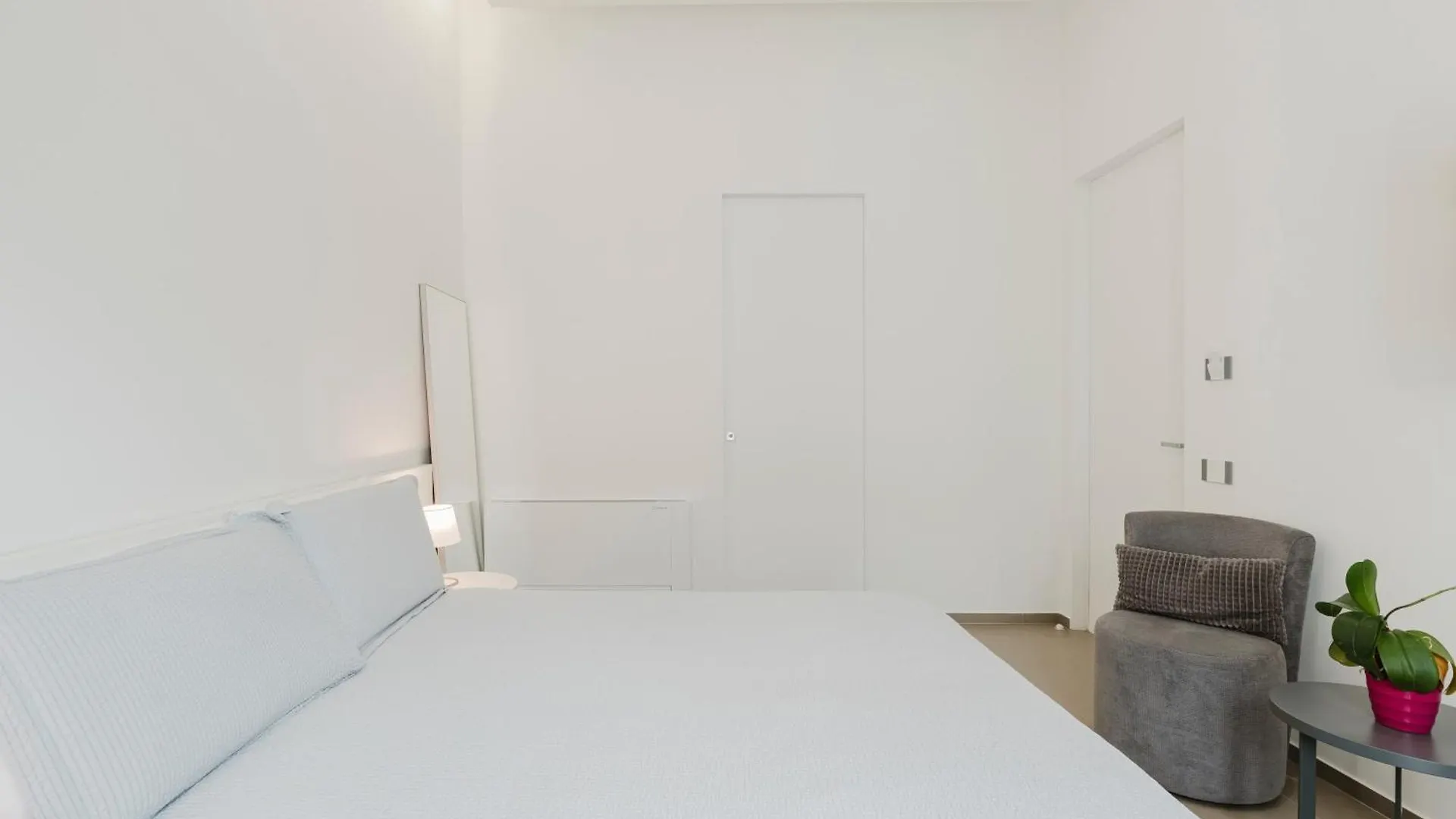 Casa Umeli With Jacuzzi And Sauna Marsala Bed & Breakfast