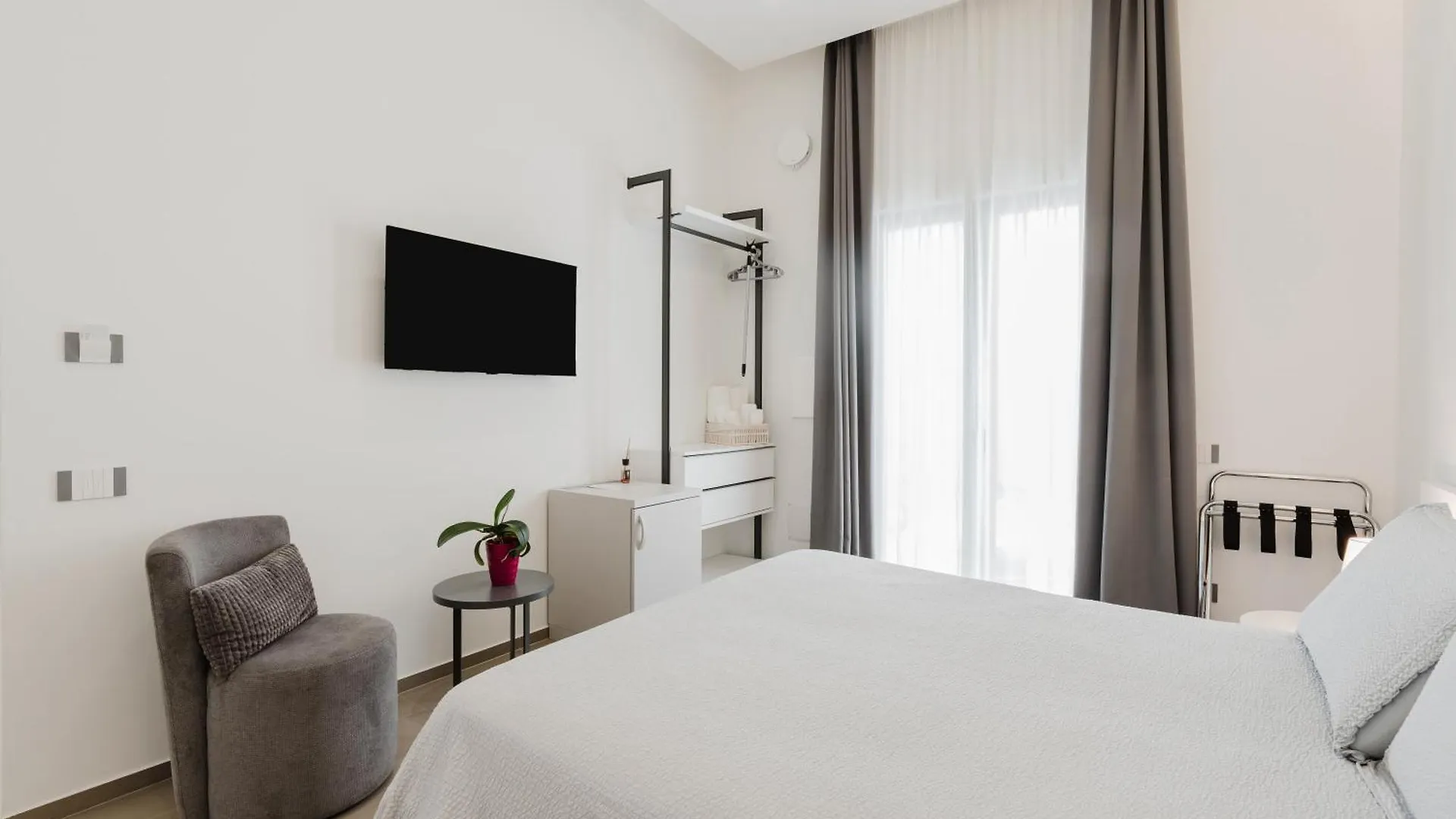 Casa Umeli With Jacuzzi And Sauna Marsala Bed & Breakfast